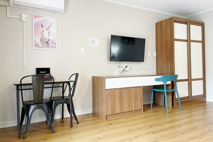 Room 7 of 35