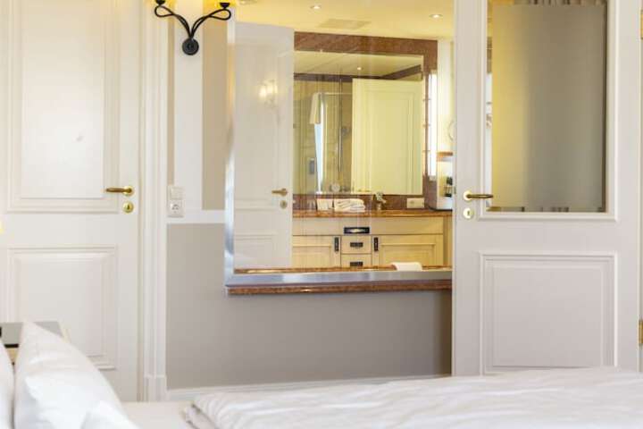Room 20 of 82