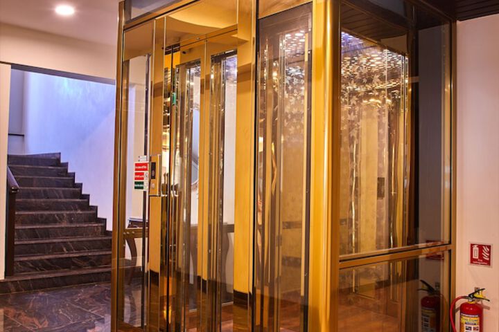 Hotel 2 of 41