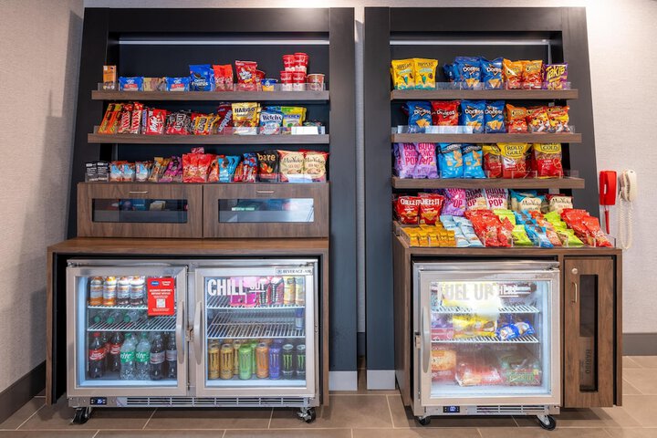 Snack bar