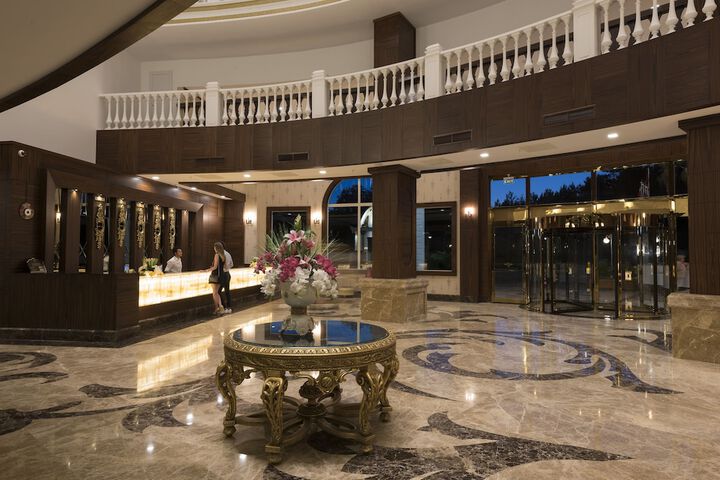 Hotel Interior 11 of 525