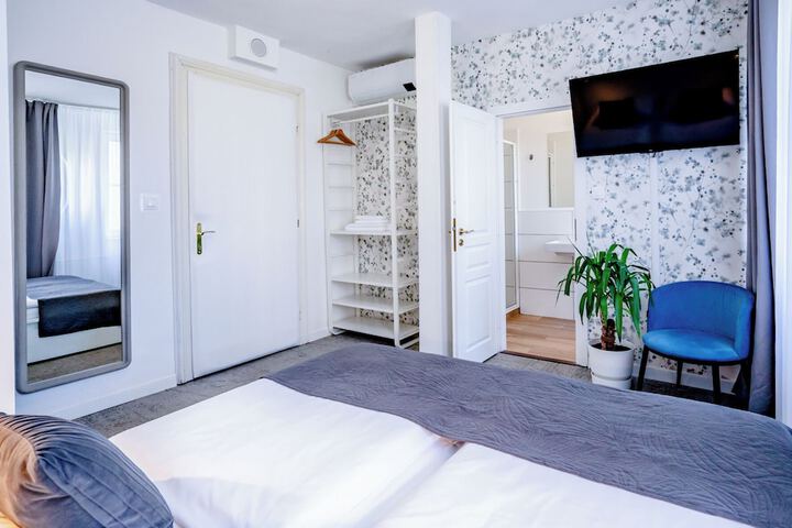 Room 36 of 75