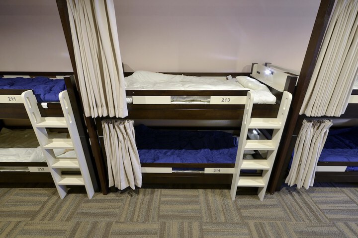Room 15 of 48