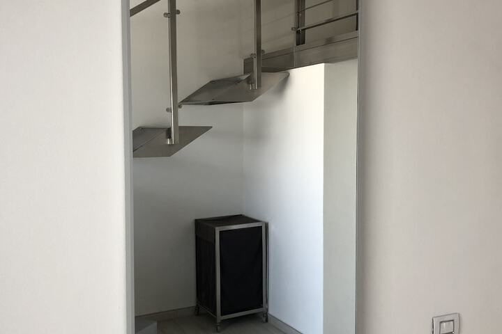 Room 12 of 161