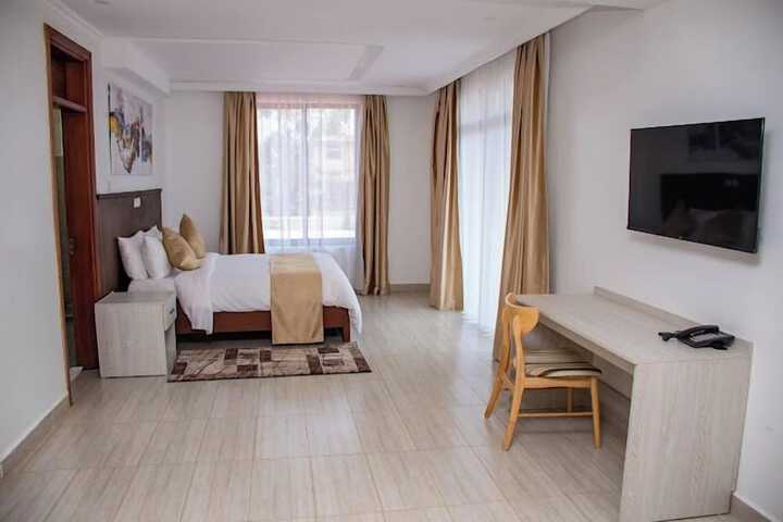 Room 17 of 57