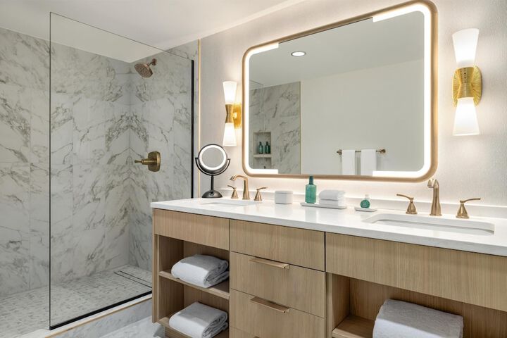 Bathroom shower