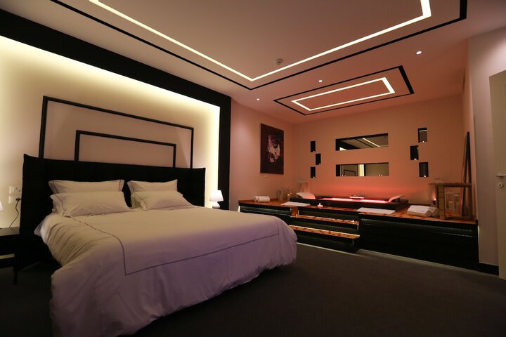 Room 5 of 47