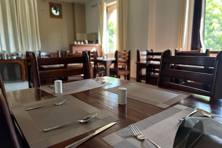 Dining 13 of 21