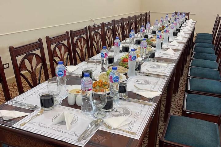 Dining 77 of 90