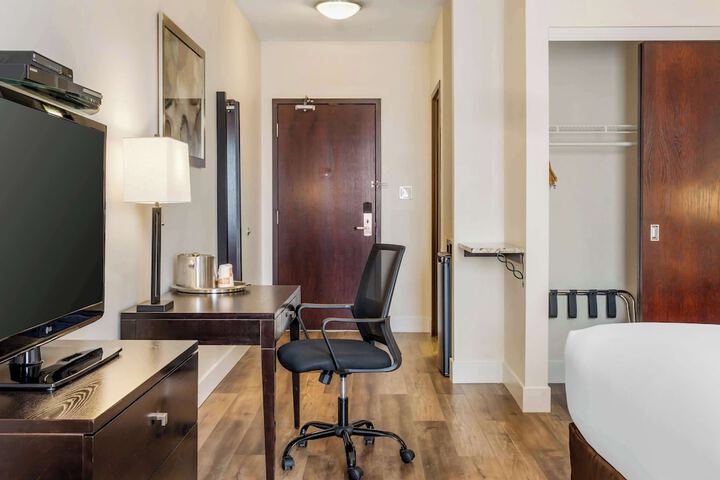 Room 45 of 84
