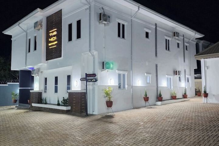 The 401 Hotel and Suites Awka