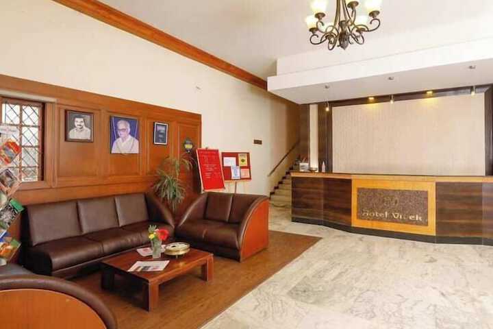 Hotel Interior 4 of 71