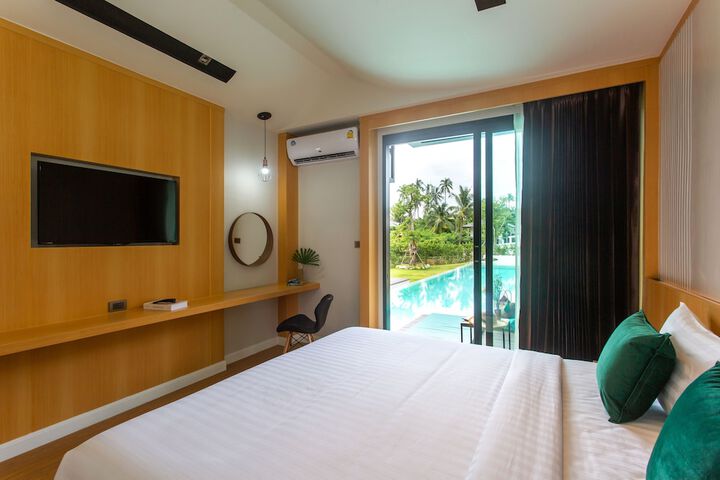 Room 42 of 84