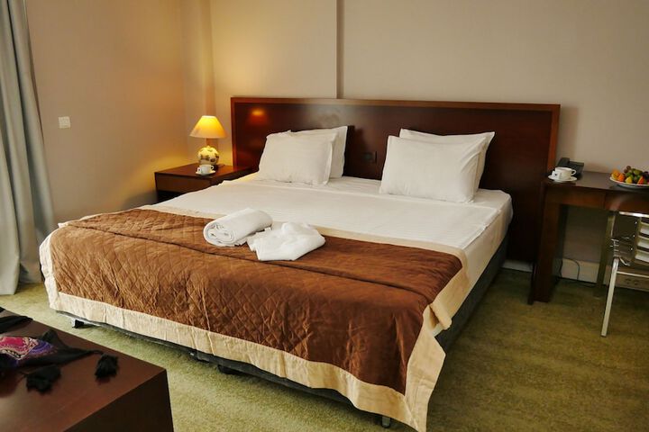 Room 7 of 31