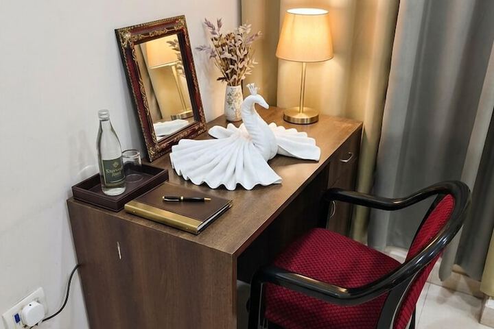 Room 5 of 56