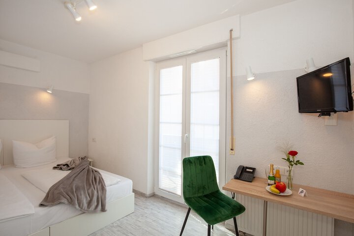 Room 21 of 51