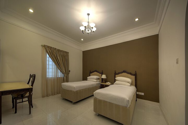 Room 16 of 45
