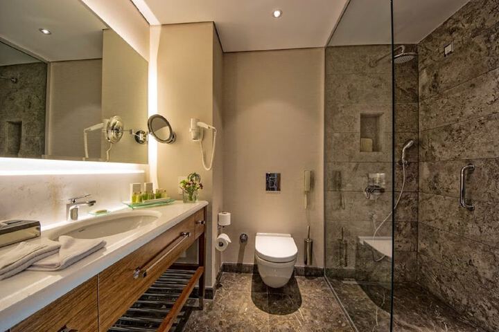 Clean Restrooms