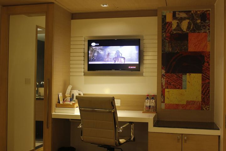 Room amenity
