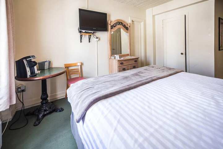 Room 39 of 74