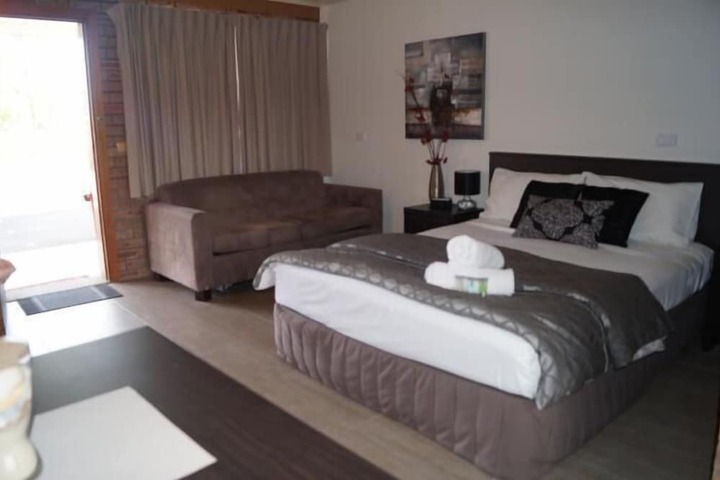 Room 13 of 62