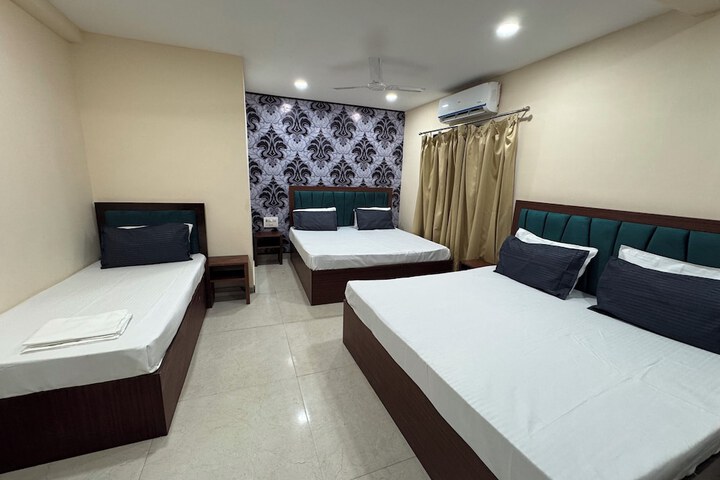 Room 20 of 36