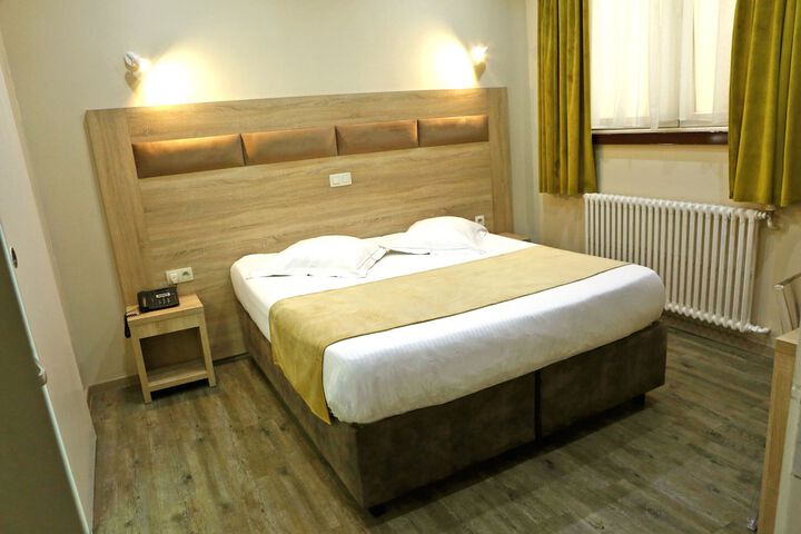 Room 17 of 67