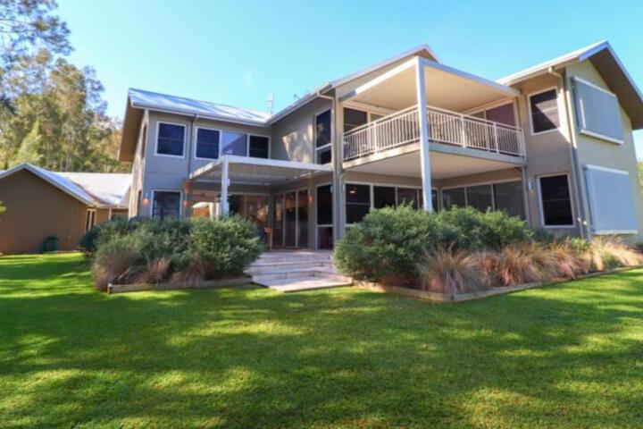 Pelican Escape Executive Home