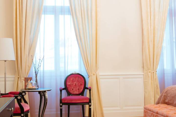 Room 13 of 57