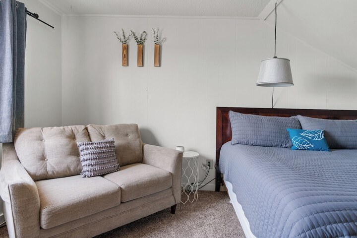 Room 20 of 154