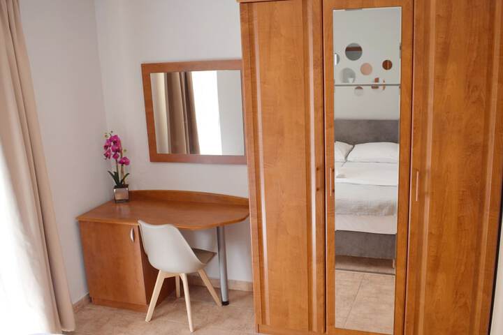Room 20 of 138