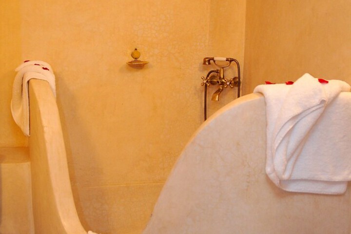 Clean Restrooms