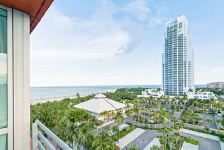 Hotel View 113 of 318