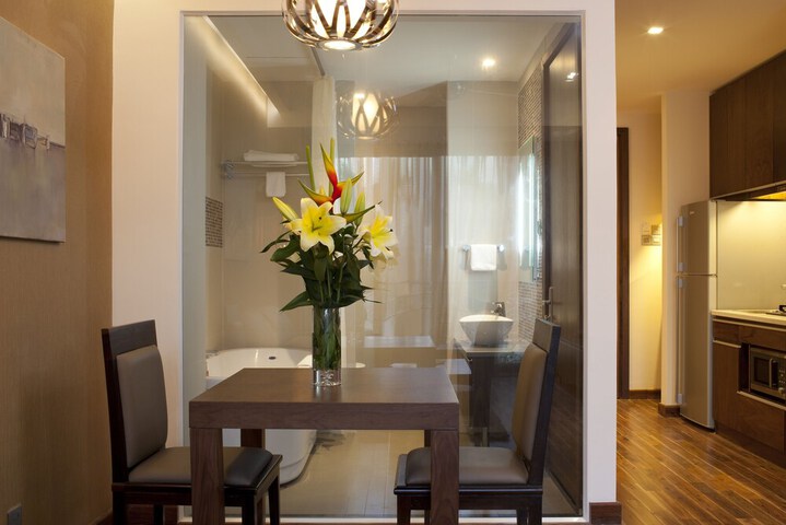 Room 20 of 38