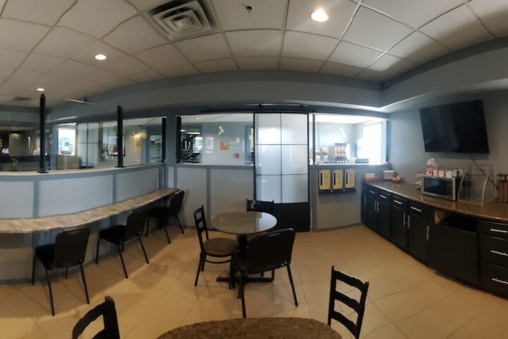 Breakfast area