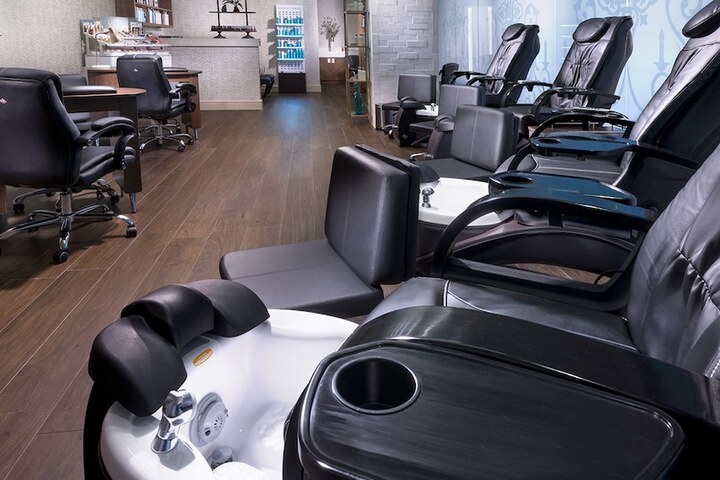 Hair salon