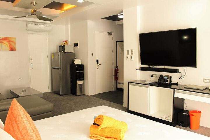 Room 48 of 403