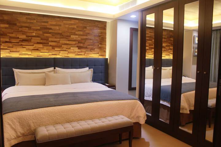 Room 10 of 57