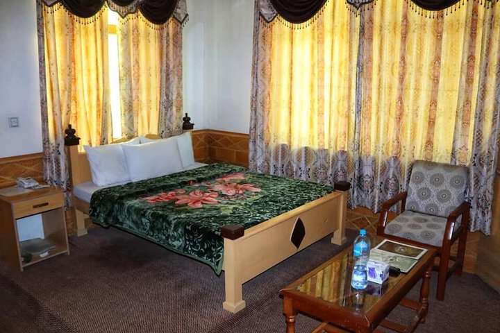 Room 8 of 45