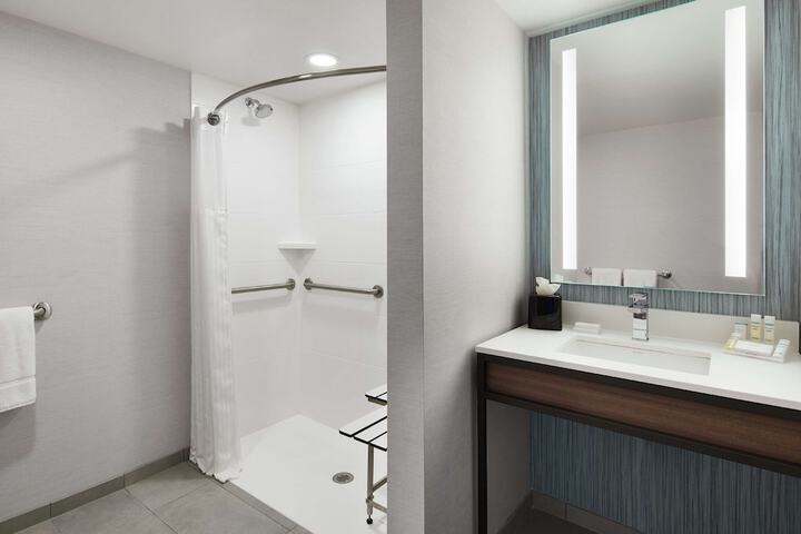 Bathroom shower