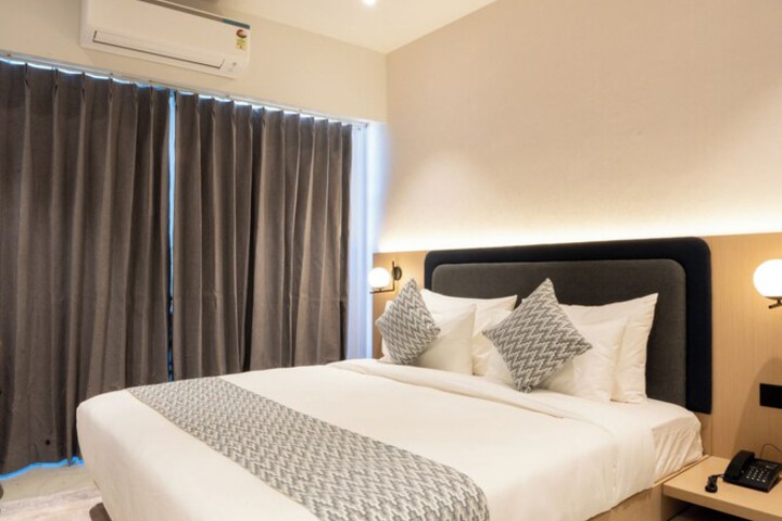 Room 70 of 90