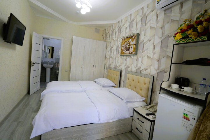 Room 3 of 19