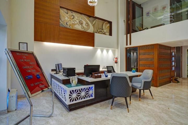 Hotel Lobby