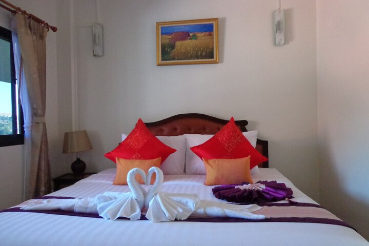 Room 13 of 42