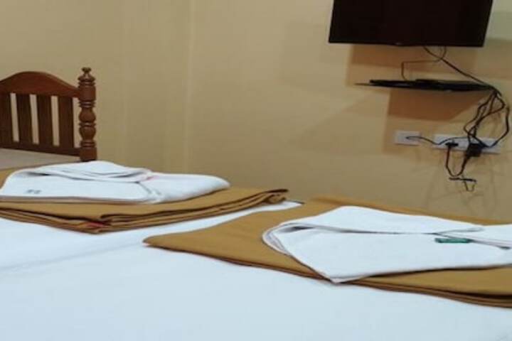Room 13 of 26