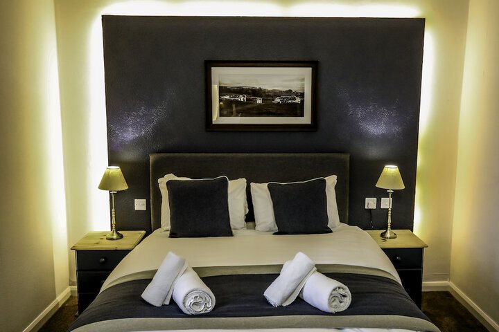 Room 16 of 52