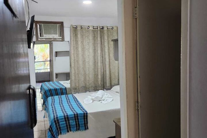 Room 5 of 14