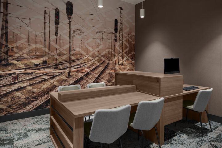 Business Center 39 of 45