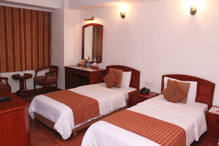 Room 12 of 15