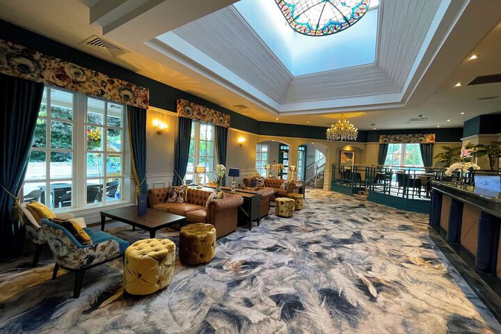 Guest Lobby
